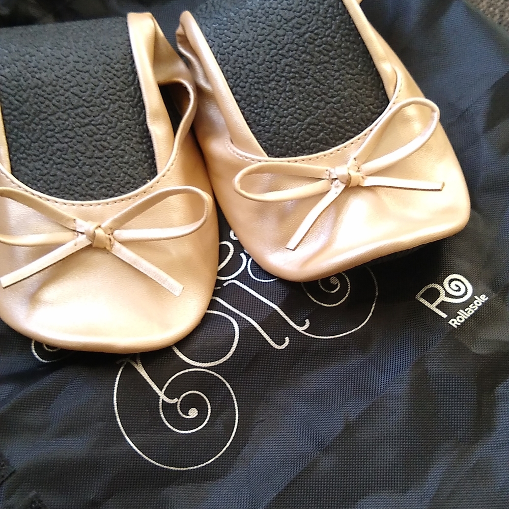 Save your party feet! Champagne Rollasoles - Like New! 🥂